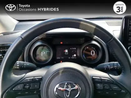 Photo 12 Toyota Yaris  Cross 116h Dynamic MY22