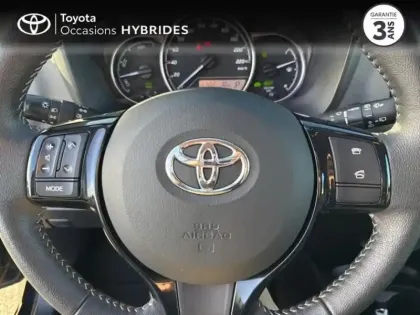 Photo 13 Toyota Yaris  100h France Business 5p RC19