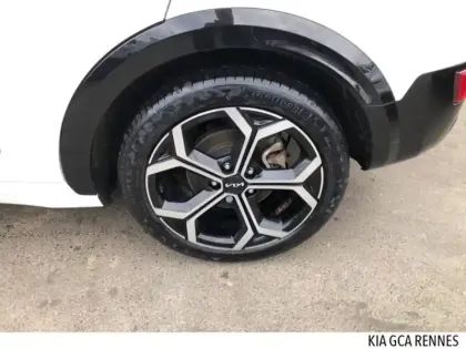 Photo 8 Kia Niro  1.6 GDi 141ch HEV Premium DCT6