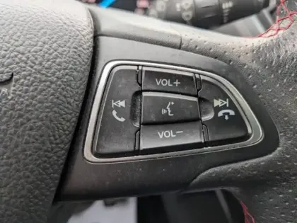 Photo 11 Ford Kuga Gén. II Ph2 ST-Line 5