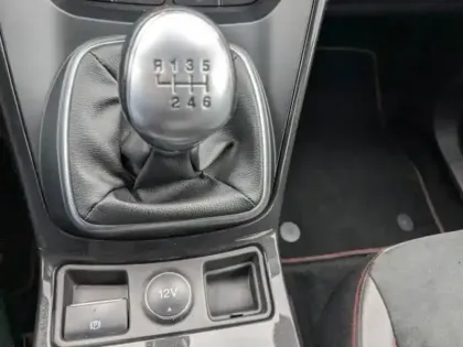 Photo 8 Ford Kuga Gén. II Ph2 ST-Line 5