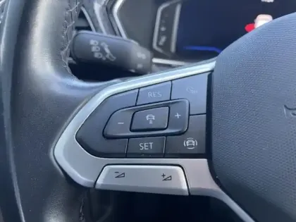 Photo 13 Volkswagen T-cross  1.0 TSI 110ch R-Line Tech DSG7