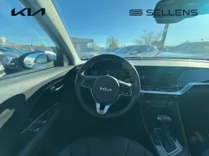 Photo 8 Kia Niro  1.6 GDi 105ch ISG + électrique 43.5ch Lounge DCT6 MY22