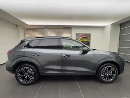 Photo 3 Audi Q3  1.5 e-hybrid 272ch S line S tronic 6