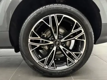 Photo 9 Audi Q3  1.5 e-hybrid 272ch S line S tronic 6