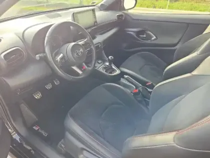 Photo 13 Toyota Yaris  1.6 GR 261ch Track 3p 4WD