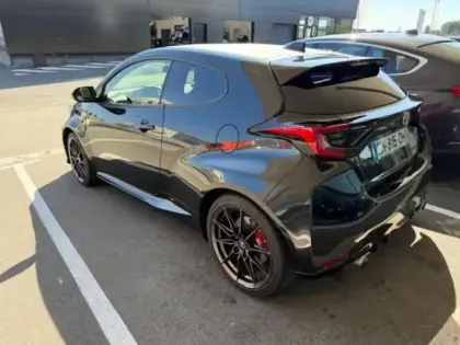 Photo 1 Toyota Yaris  1.6 GR 261ch Track 3p 4WD