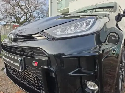 Photo 18 Toyota Yaris  1.6 GR 261ch Track 3p 4WD