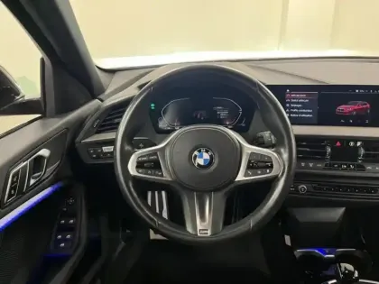 Photo 8 BMW Serie 1 Série 1 118iA 136ch M Sport DKG7