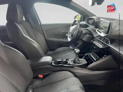 Photo 19 Peugeot 208  1.5 BlueHDi 100ch S&S GT