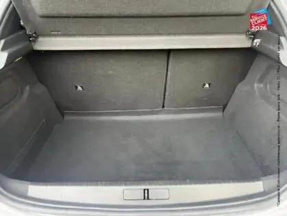 Photo 13 Peugeot 208  1.5 BlueHDi 100ch S&S GT