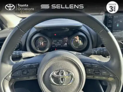 Photo 12 Toyota Yaris  116h Design 5p MY22