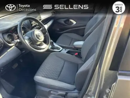 Photo 10 Toyota Yaris  116h Design 5p MY22