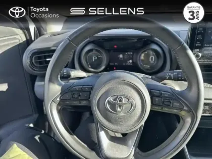 Photo 8 Toyota Yaris  116h Design 5p MY22