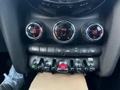 Photo 20 Mini Mini  Cooper S 178ch Edition Premium Plus BVA7