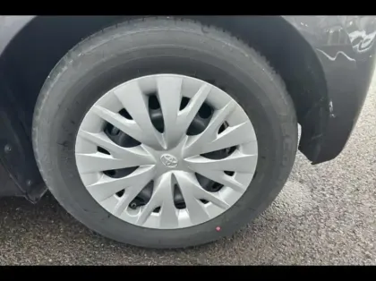 Photo 12 Toyota Yaris  116h Dynamic 5p MC24