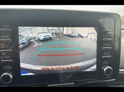 Photo 13 Toyota Yaris  116h Dynamic 5p MC24