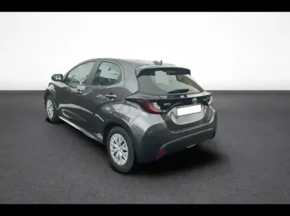 Photo 3 Toyota Yaris  116h Dynamic 5p MC24