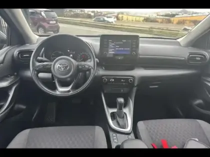Photo 11 Toyota Yaris  116h Dynamic 5p MC24