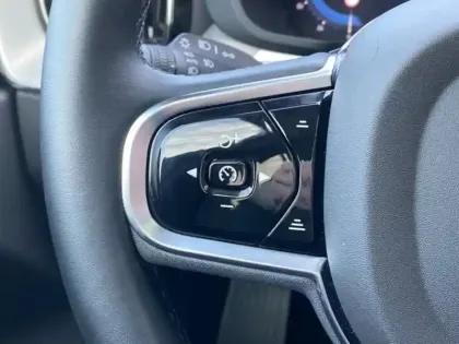 Photo 14 Volvo Xc60  T8 Hybride Rechargeable 310 + 145ch Ultra Style Chrome Geartronic 8 AWD