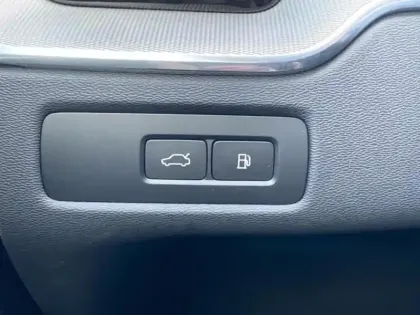 Photo 5 Volvo Xc60  T8 Hybride Rechargeable 310 + 145ch Ultra Style Chrome Geartronic 8 AWD