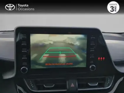 Photo 14 Toyota C-HR  1.8 Hybride 122ch Dynamic Ultimate E-CVT