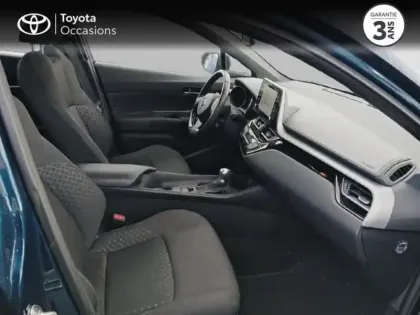 Photo 5 Toyota C-HR  1.8 Hybride 122ch Dynamic Ultimate E-CVT