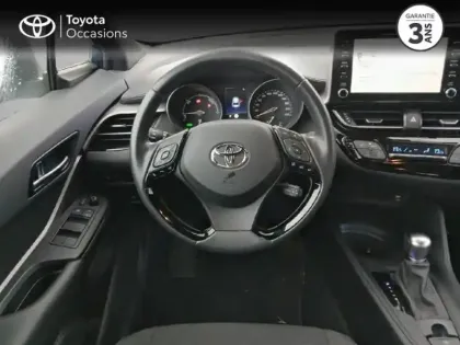Photo 8 Toyota C-HR  1.8 Hybride 122ch Dynamic Ultimate E-CVT