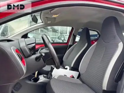 Photo 8 Toyota Aygo  1.0 VVT-i 72ch x-play 5P MY19