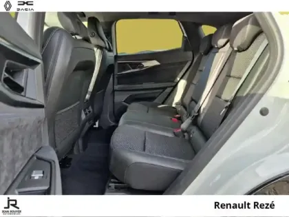 Photo 3 Renault Austral  1.2 E-Tech full hybrid 200ch Iconic esprit Alpine- 24