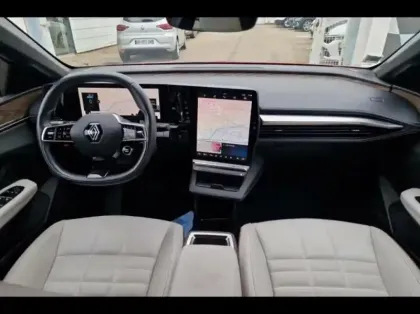 Photo 8 Renault Megane  E-Tech Electric EV60 220ch Iconic super charge