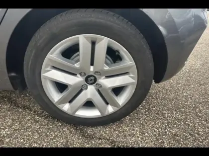 Photo 13 Renault Clio  1.0 TCe 90ch Techno - 24