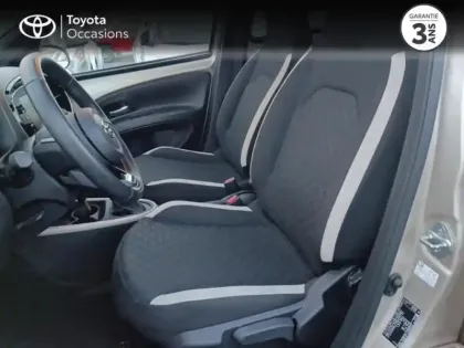 Photo 10 Toyota Aygo  X 1.0 VVT-i 72ch Design S-CVT