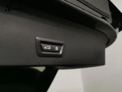 Photo 3 BMW X3  xDrive30e 299ch M Sport