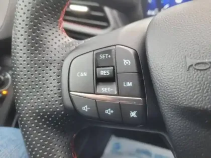 Photo 11 Ford Puma  1.0 Flexifuel 125 ch S&S mHEV ST-Line X