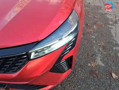 Photo 12 Renault Clio  1.6 E-Tech 145ch full hybrid Techno - 25