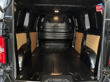 Photo 13 Peugeot Expert  Fg M 2.0 BlueHDi 145ch Pack Premium Connect