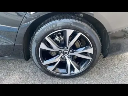 Photo 12 Volvo V60 Gén. II Ph1 NG2 Ultra Style Dark 5