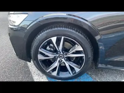 Photo 13 Volvo V60 Gén. II Ph1 NG2 Ultra Style Dark 5