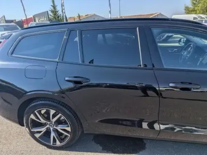Photo 25 Volvo V60  B4 197ch Ultra Style Dark DCT 7