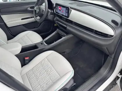 Photo 12 Fiat 600  e 156ch 54kWh La Prima