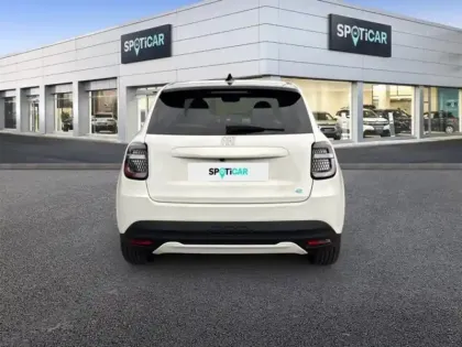 Photo 4 Fiat 600  e 156ch 54kWh La Prima