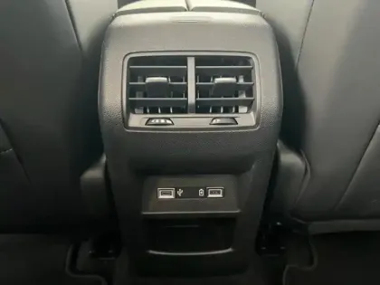 Photo 9 Peugeot 308  1.2 PureTech 130ch S&S Allure