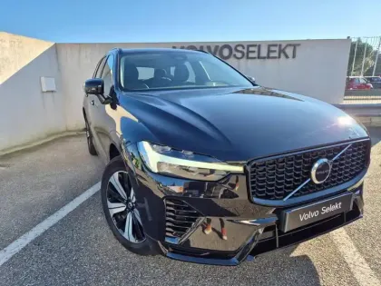 Photo 27 Volvo XC60  T6 350 cv ( 253 + 145 cv ) plus - style 4 roues motrices