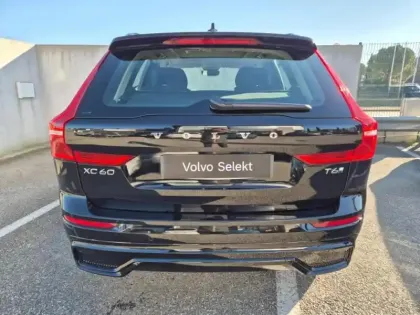 Photo 10 Volvo Xc60  T6 Hybride Rechargeable 253 + 145ch Plus Style Dark Geartronic 8 AWD