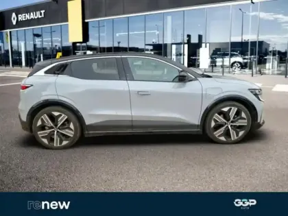 Photo 6 Renault Megane  E-Tech Electric EV60 220ch Iconic super charge -C