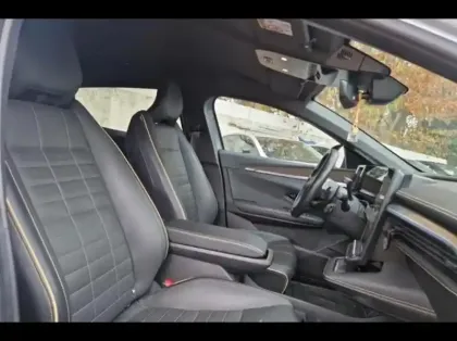 Photo 9 Renault Megane  E-Tech Electric EV60 220ch Iconic super charge -C