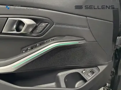 Photo 12 BMW Serie 3 Série 3 Touring 330eA 292ch M Sport