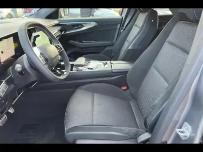 Photo 9 Renault Espace  1.2 E-Tech full hybrid 200ch esprit Alpine 7 places - 24