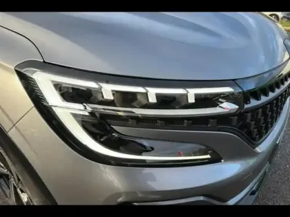 Photo 14 Renault Espace  1.2 E-Tech full hybrid 200ch esprit Alpine 7 places - 24